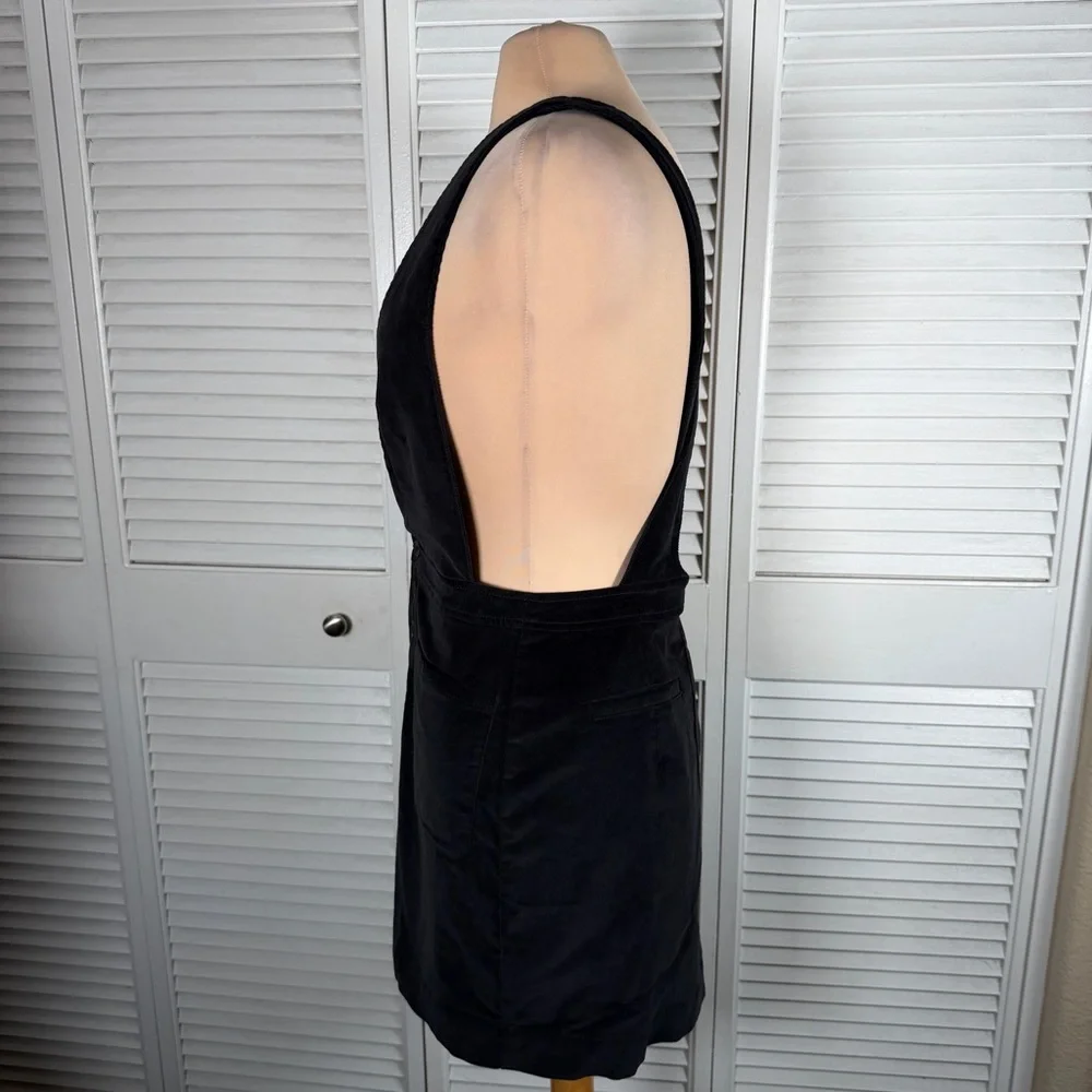 Free People Corduroy‎ Pinafore Mini Dress Black Cross Back Button Front Size 6